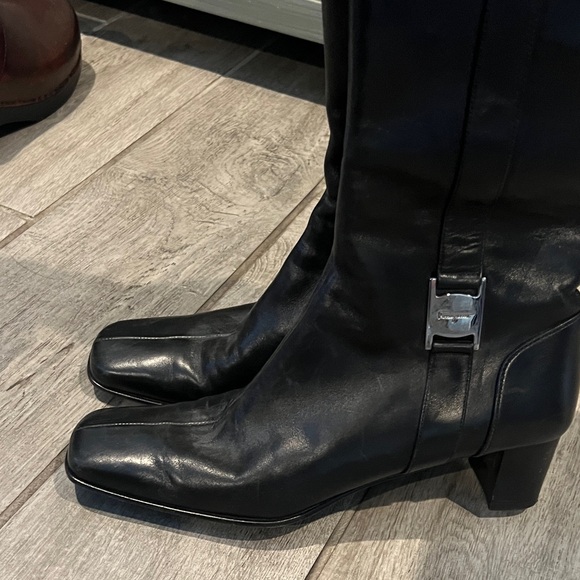 Salvatore Ferragamo Black Leather Square Toe Designer Boots size 7 1/2 - Picture 3 of 11